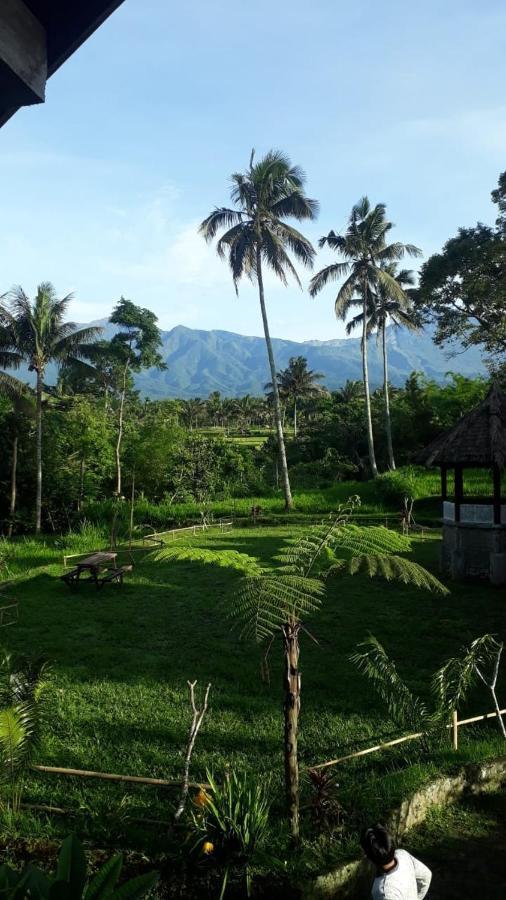 Hakiki Inn Bungalows Tetebatu Exterior photo